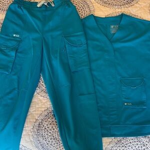 Figs Women's Teal Scrub Top & Cargo Track Pants